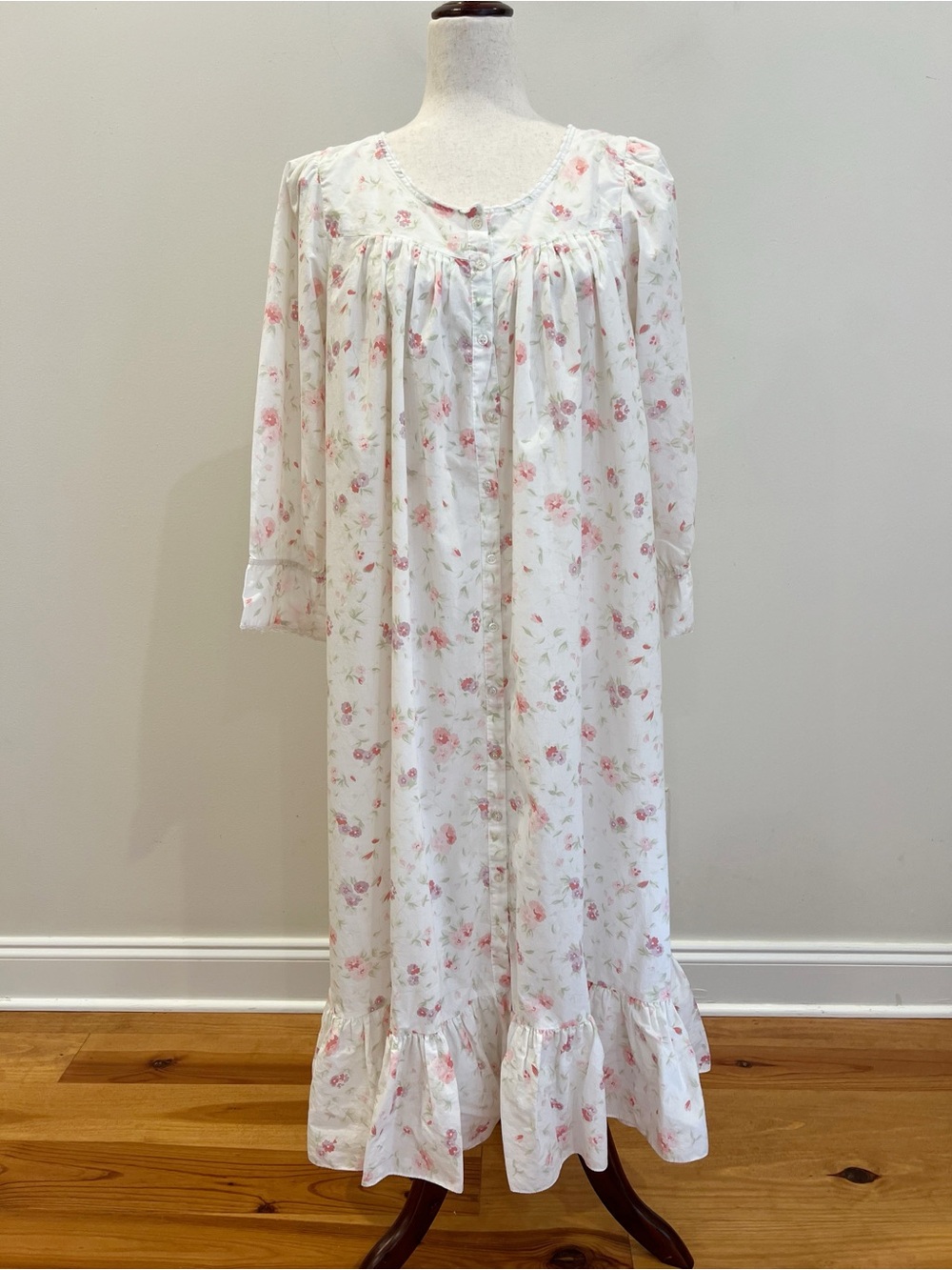 Vintage Victoria Secret Nightgown Medium Floral Button Front Country Cottage